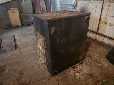 Лот: 12435195. Фото: 1. Котёл твердотопливный с "огонёк... Отопительные котлы, печи