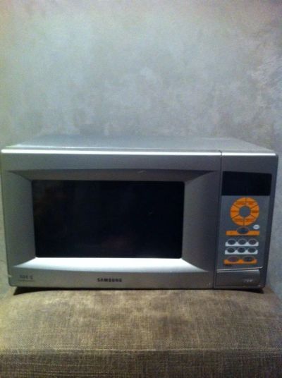 Лот: 5041357. Фото: 1. Микроволновка Samsung G273VR. Микроволновки, мини-печи