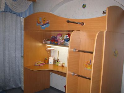 Лот: 7091682. Фото: 1. Кровать - чердак. Детские кровати и кроватки