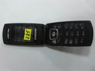 Лот: 6243906. Фото: 1. Сотовый телефон Samsung X200... Кнопочные мобильные телефоны