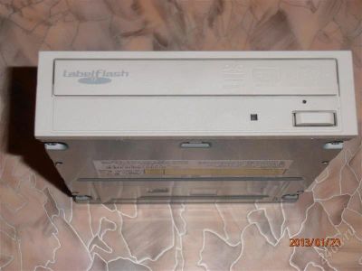 Лот: 1492591. Фото: 1. Optiarc DVD RW AD-7243S white. Приводы CD, DVD, BR, FDD