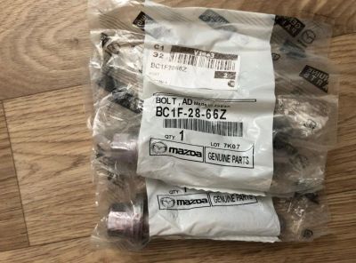 Лот: 15298085. Фото: 1. MAZDA BC1F-28-66Z 2шт. болт регулировочный... Ходовая, подвеска, рулевое управление