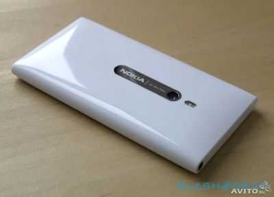 Лот: 5458849. Фото: 1. Nokia 800 белый, на запчасти(описание... Смартфоны