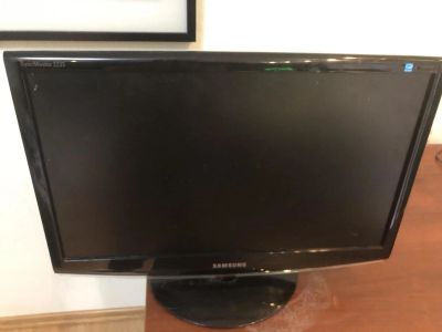 Лот: 14650056. Фото: 1. Монитор Samsung 2233. ЖК-мониторы