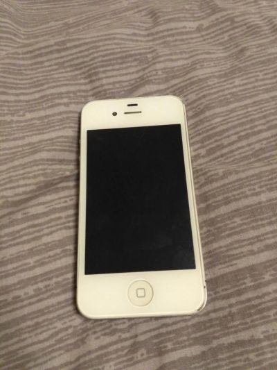 Лот: 8524914. Фото: 1. Iphone 4. Смартфоны