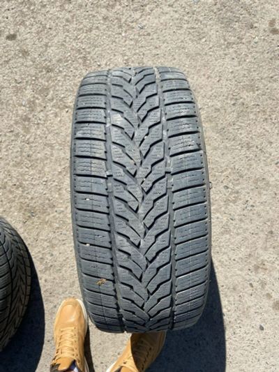 Лот: 17593148. Фото: 1. Interstate Winter IWT-2 225/40... Шины