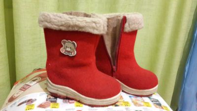 Лот: 10794039. Фото: 1. Детские валенки. Валенки, угги, унты
