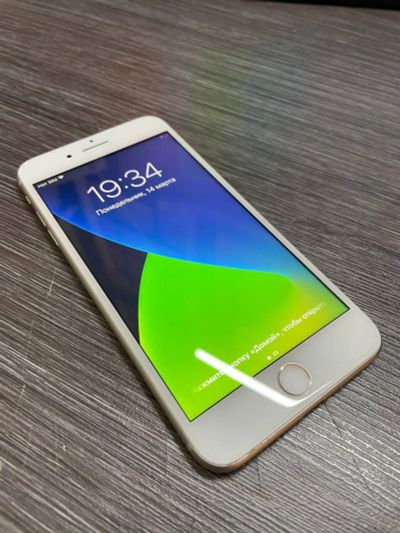 Лот: 18772992. Фото: 1. Apple iPhone 8 Plus 64 ГБ (2207... Смартфоны
