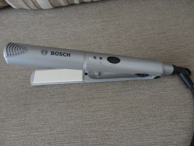 Лот: 4219717. Фото: 1. Утюжок для волос Bosch. Укладка и стрижка волос, бритьё, эпиляция