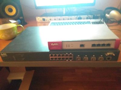 Лот: 11148127. Фото: 1. Zyxel Dimension GS-3012 и Zyxel... Коммутаторы