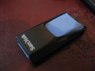 Лот: 3225050. Фото: 1. USB Flash SanDisk 4Gb. USB-флеш карты