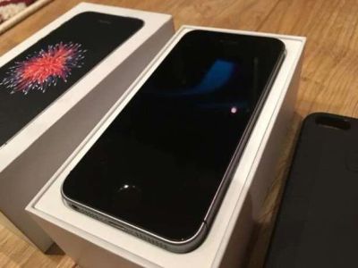 Лот: 10692397. Фото: 1. Iphone se 32Gb Space Gray РСТ. Смартфоны