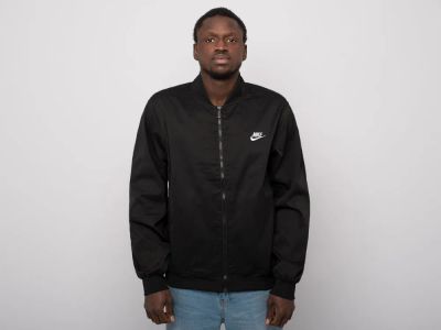 Лот: 21774433. Фото: 1. Ветровка Nike. Верхняя одежда