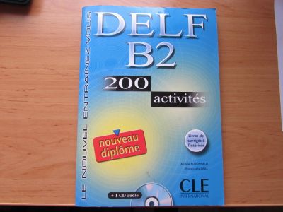 Лот: 9658781. Фото: 1. Французский язык DELF B2 - CD... Другое (учебники и методическая литература)