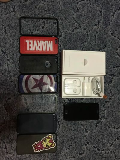 Лот: 10605573. Фото: 1. Продам IPhone 6 64GB Space gray. Смартфоны