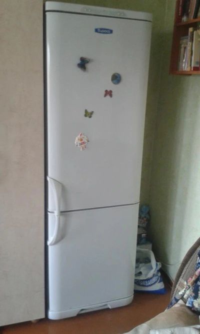 Лот: 9495186. Фото: 1. Холодильник Бирюса 130 б/у с морозилкой. Холодильники, морозильные камеры