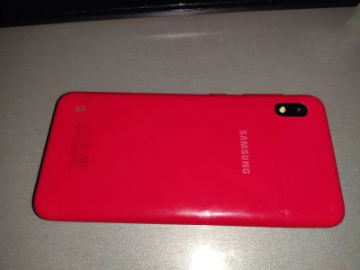 Лот: 17388262. Фото: 1. Телефон Samsung A10. Кнопочные мобильные телефоны