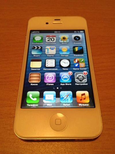 Лот: 3531858. Фото: 1. Apple iPhone 4S 64 (состояние... Смартфоны