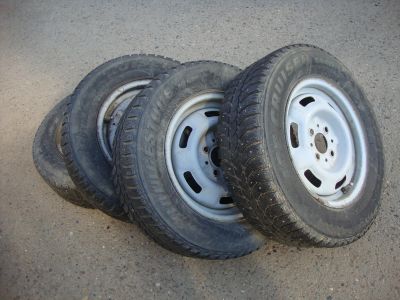 Лот: 14777084. Фото: 1. 175/70/13 Bridgestone ICE Cruiser-5000... Шины