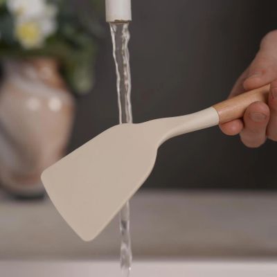 Лот: 25394592. Фото: 1. Лопатка HILZZ 32 см Beige (culinary... Кухонные аксессуары