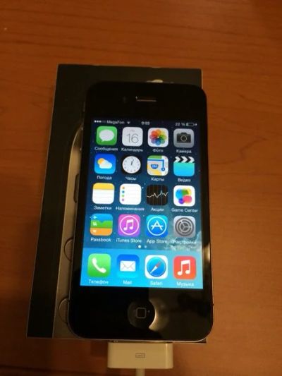 Лот: 4093940. Фото: 1. Продам Iphone 4 8 гиг. Состояние... Смартфоны