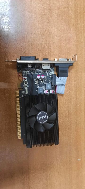 Лот: 18412267. Фото: 1. Игровая видеокарта MSI R7 240... Видеокарты