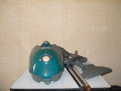Лот: 4511199. Фото: 1. Пылесос Daewoo 1500W. Пылесосы, паровые швабры