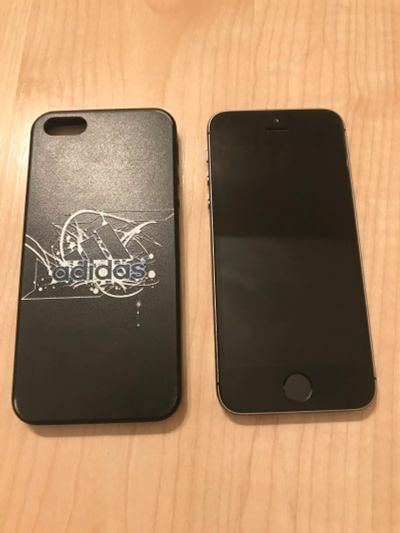 Лот: 11613808. Фото: 1. Iphone 5s 16gb. Смартфоны