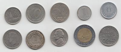 Лот: 7654394. Фото: 1. 10 иностранных монет 10 разных... Наборы монет
