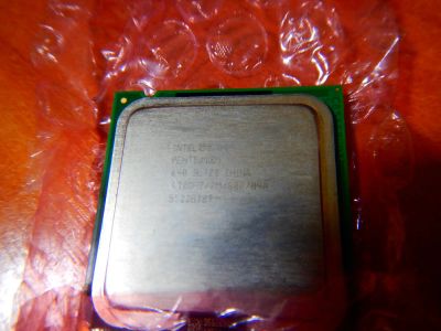 Лот: 6754258. Фото: 1. Процессор Intel Pentium 4 640... Процессоры