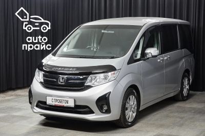 Лот: 24674325. Фото: 1. Honda Stepwgn 2017. Автомобили