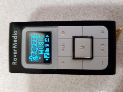 Лот: 14829332. Фото: 1. MP3 плеер RoverMedia Aria M3. Плееры