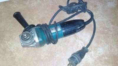 Лот: 9761061. Фото: 1. болгарка Makita 5030 УШМ Makita. Электроинструмент