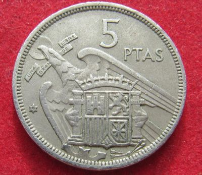 Лот: 18954478. Фото: 1. Испания 5 песет, 1957 г. Остальные страны