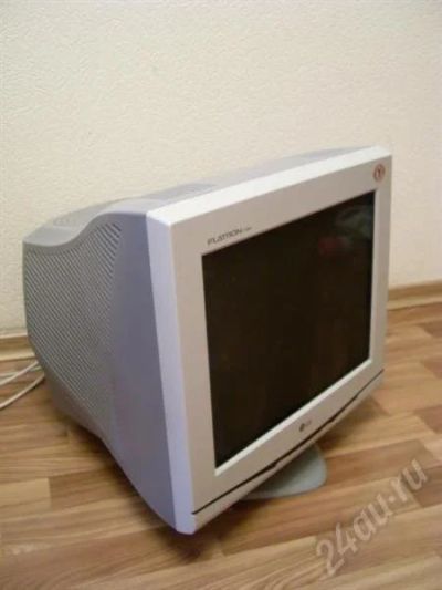 Лот: 469973. Фото: 1. Монитор LG Flatron 17". ЭЛТ-мониторы