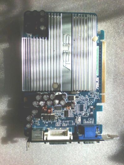 Лот: 5514608. Фото: 1. Видеокарта Asus TeK EN7600GS Silent... Видеокарты