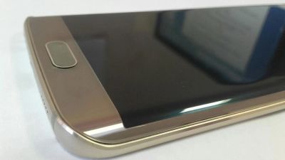 Лот: 10786072. Фото: 1. Samsung galaxy S6 edge gold 32GB... Смартфоны