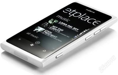 Лот: 3317727. Фото: 1. Nokia Lumia 800, белый. Смартфоны