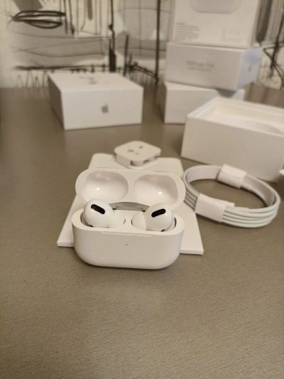 Лот: 20912772. Фото: 1. Наушники беспроводные AirPods... Наушники, гарнитуры