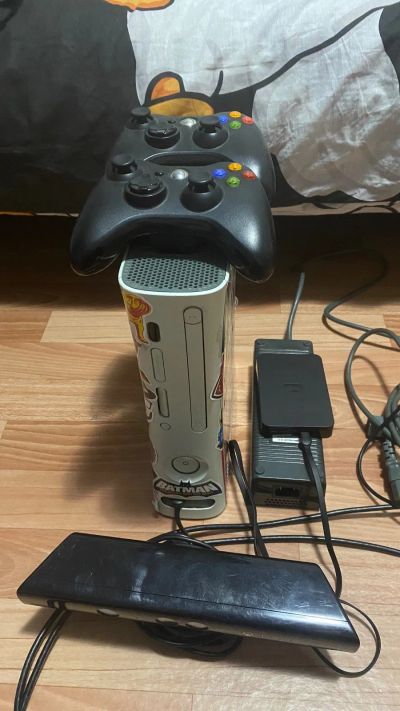 Лот: 24565467. Фото: 1. Xbox 360. Игровые приставки, консоли