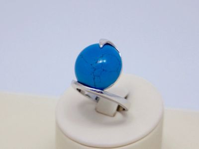 Лот: 14755742. Фото: 1. СЕРЕБРЯНОЕ КОЛЬЦО С БИРЮЗОЙ 9... Кольца, перстни