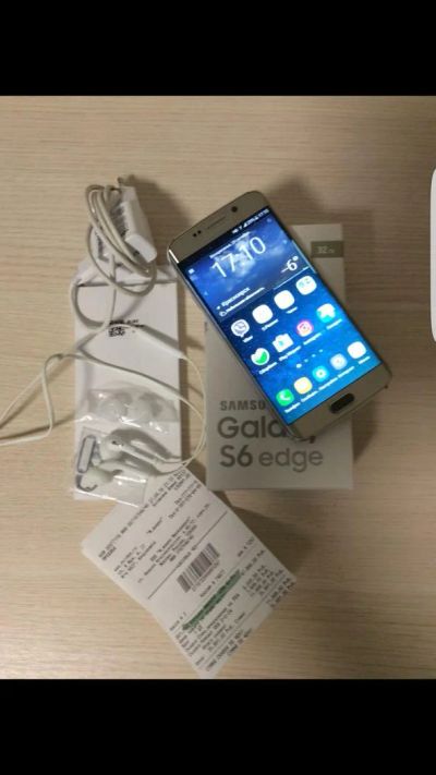 Лот: 8432213. Фото: 1. Samsung Galaxy S6 edge gold 32... Смартфоны