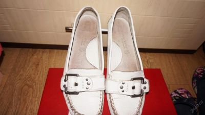 Лот: 5543524. Фото: 1. макасины белые нат. кожа, р.41-... Мокасины