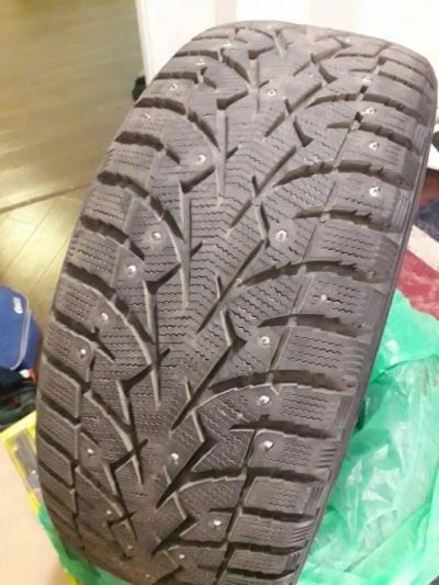 Лот: 16807804. Фото: 1. Toyo Observe G3-Ice 215/50 R17. Шины