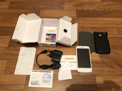 Лот: 11286850. Фото: 1. Смартфон Digma VOX A10 3G торги... Смартфоны