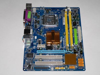 Лот: 18605994. Фото: 1. MB GigaByte GA-G31M-E2SL rev.2... Материнские платы