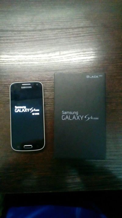 Лот: 9455056. Фото: 1. Смартфон Samsung S4 mini. Смартфоны
