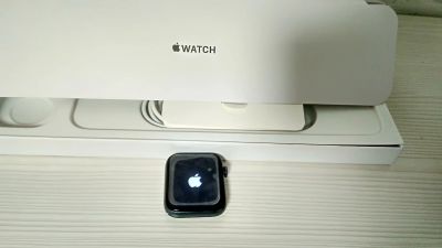 Лот: 18228352. Фото: 1. Apple Watch series 6 алюминиевый... Смарт-часы, фитнес-браслеты, аксессуары