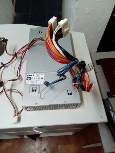 Лот: 15013990. Фото: 1. Блок питания от сервера DELL 650ВТ. Корпуса, блоки питания