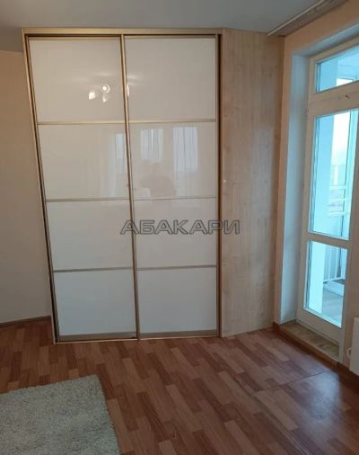 Лот: 21057150. Фото: 1. Сдам 2-комн. улица 9 Мая, 83к2... Квартиры, студии